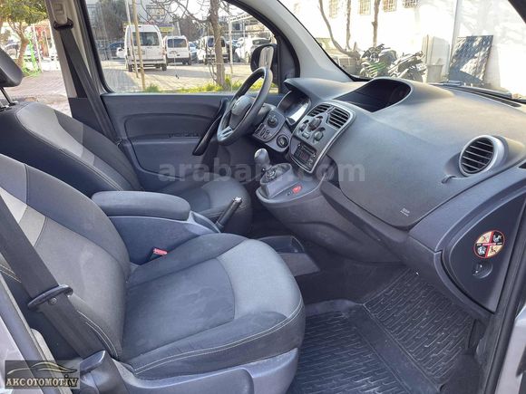 AKC OTOMOTIV'DEN 2020 KANGOO BOYASIZ 1.5 DCİ TOUCH 170 BİNDE
