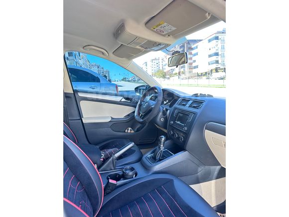 Sahibinden Volkswagen Jetta 1.2 TSi BlueMotion Trendline 2016 Model 
