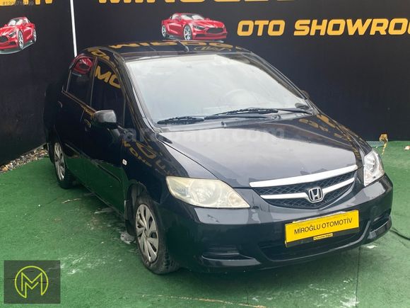 210.000TL PEŞİNATLA ELDEN SENETLİ HONDA CİTY