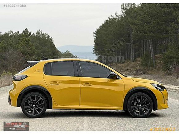 HKS MOTORS'dan CAM TAVAN-208 GT