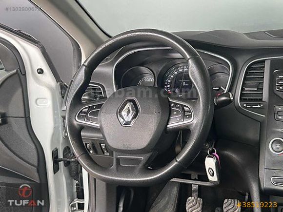 2020 MODEL RENAULT MEGANE BENZİN+MANUEL 135.000 KM'DE