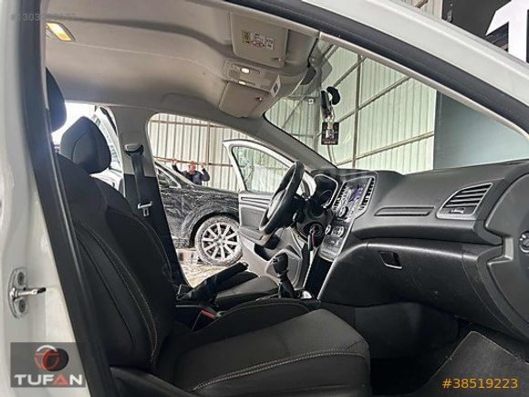 2020 MODEL RENAULT MEGANE BENZİN+MANUEL 135.000 KM'DE