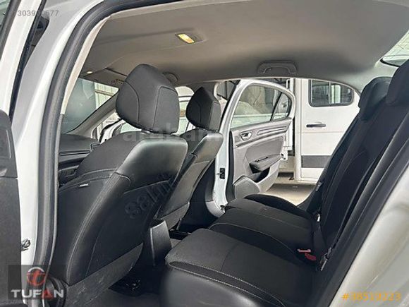 2020 MODEL RENAULT MEGANE BENZİN+MANUEL 135.000 KM'DE