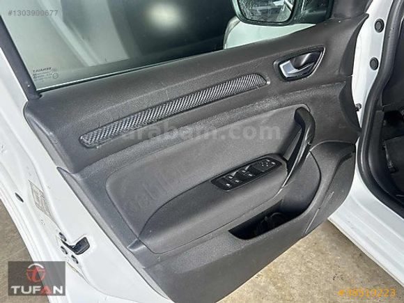 2020 MODEL RENAULT MEGANE BENZİN+MANUEL 135.000 KM'DE