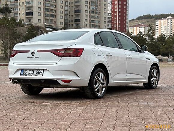 2020 MEGANE 1.3 TCe EDC JOY OTOMATİK 121.000 KM