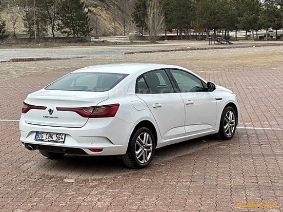 2020 MEGANE 1.3 TCe EDC JOY OTOMATİK 121.000 KM