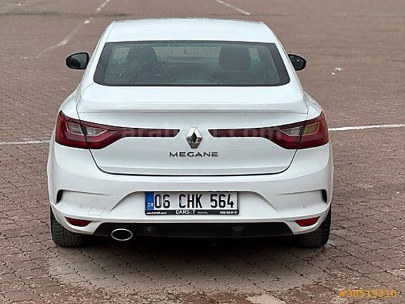 2020 MEGANE 1.3 TCe EDC JOY OTOMATİK 121.000 KM