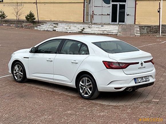 2020 MEGANE 1.3 TCe EDC JOY OTOMATİK 121.000 KM