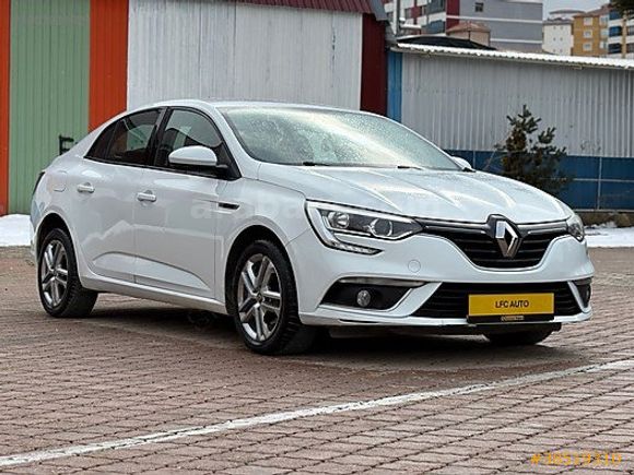 2020 MEGANE 1.3 TCe EDC JOY OTOMATİK 121.000 KM