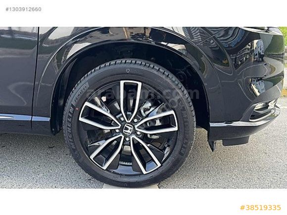 0.99 ORANLA KREDİ 2024 MODEL 2025 ÇIKIŞLI HRV HYBRİD OTOMATİK