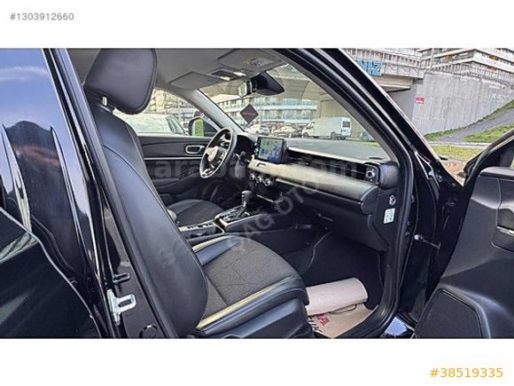 0.99 ORANLA KREDİ 2024 MODEL 2025 ÇIKIŞLI HRV HYBRİD OTOMATİK