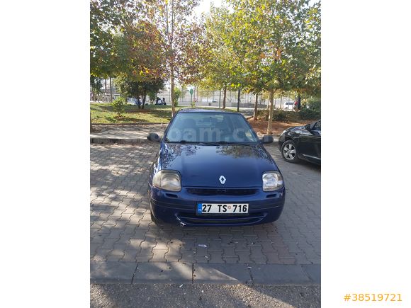 Sahibinden Renault Clio 1.4 2000 Model 