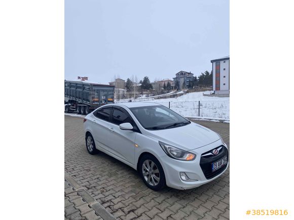 Sahibinden Hyundai Accent Blue 1.6 CRDI Mode 2013 Model 