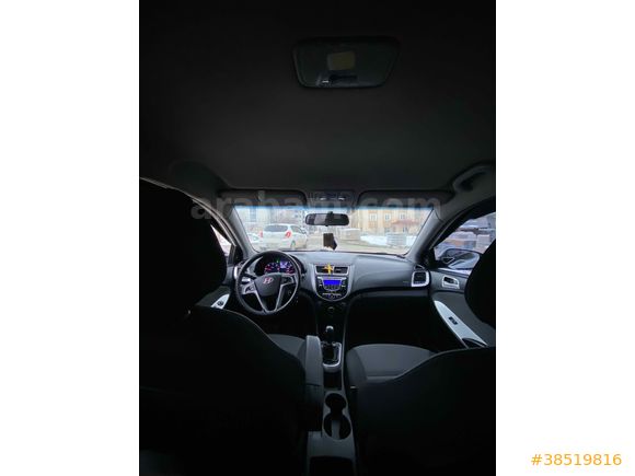 Sahibinden Hyundai Accent Blue 1.6 CRDI Mode 2013 Model 