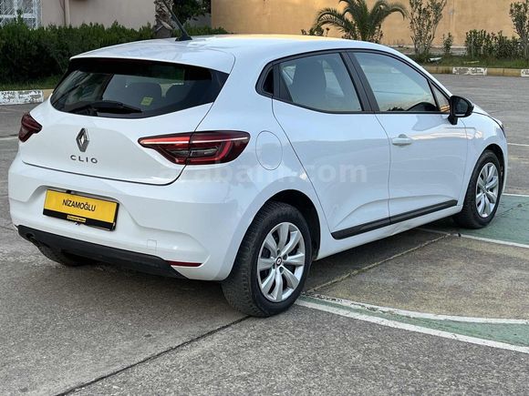 2022 MODEL OTOMATİK CLIO