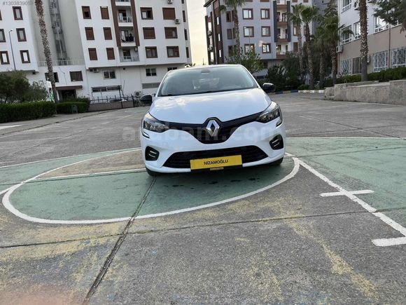 2022 MODEL OTOMATİK CLIO