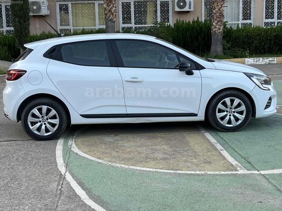 2022 MODEL OTOMATİK CLIO