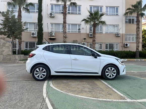 2022 MODEL OTOMATİK CLIO