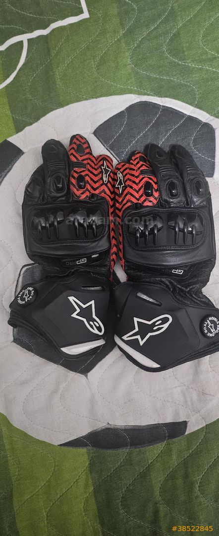 ÜST SEVİYE KORUMA - ALPINESTARS GP PRO DERİ MOTOSİKLET ELDİVENİ