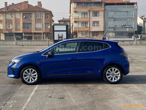 DOKTORDAN EKSTRALI 2025 7.000 KM OTOMATİK 1.0 TCE CLİO EVOLUTİON