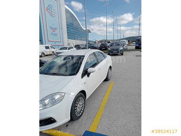 Düşük kilometre sıfır ayarında sigara içilmemiş Linea 1.3 Multijet Pop 2015