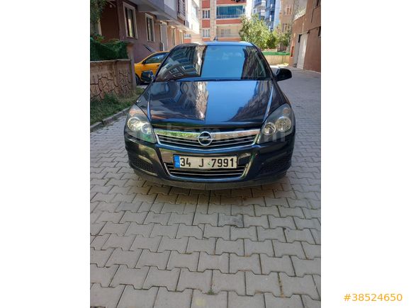 Sahibinden Opel Astra 1.6 Essentia 2013 Model  105.000 km Siyah