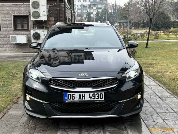 Sahibinden Kia XCeed 1.6 CRDI 4x2 Prestige Design 2020 Model 85.400 Km En Dolu paket