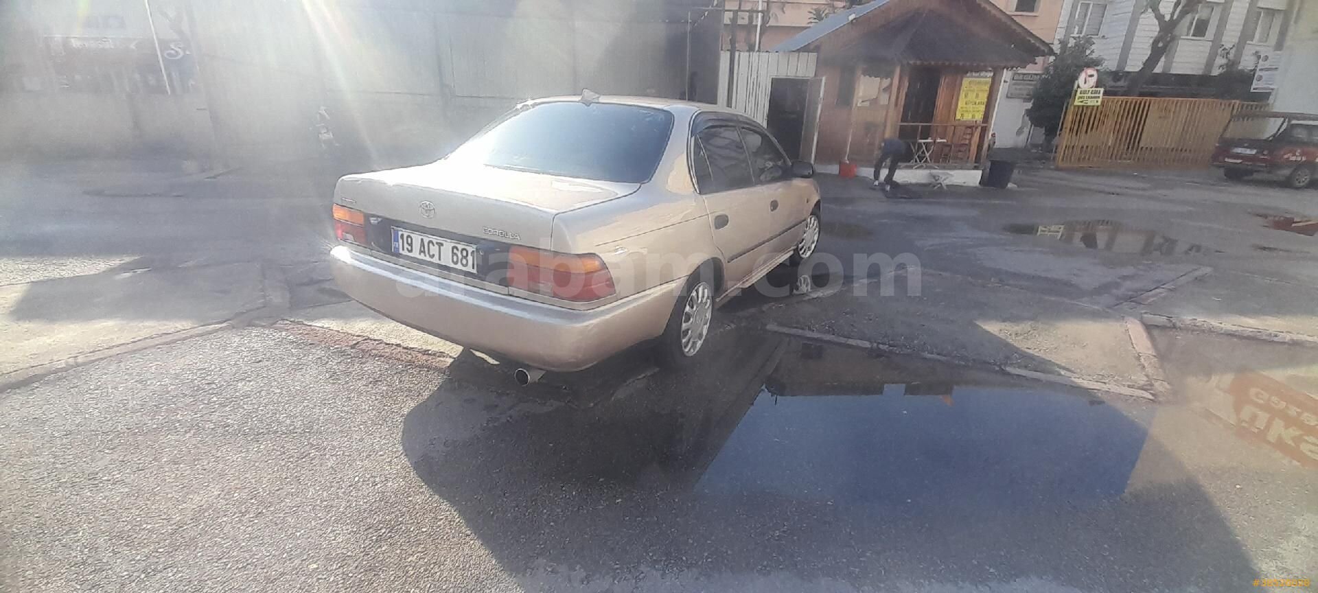 Sahibinden Toyota Corolla 1.3 XLi 1995 Model Mersin 236.000 km Kahverengi 3