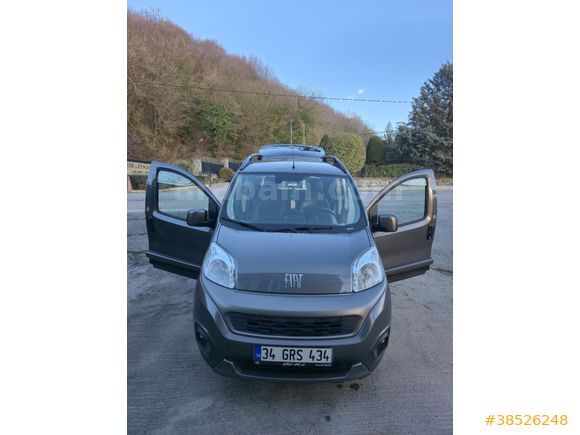 Sahibinden Fiat Fiorino Combi 1.4 Fire Premio 2023 Model