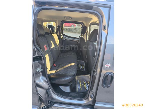 Sahibinden Fiat Fiorino Combi 1.4 Fire Premio 2023 Model