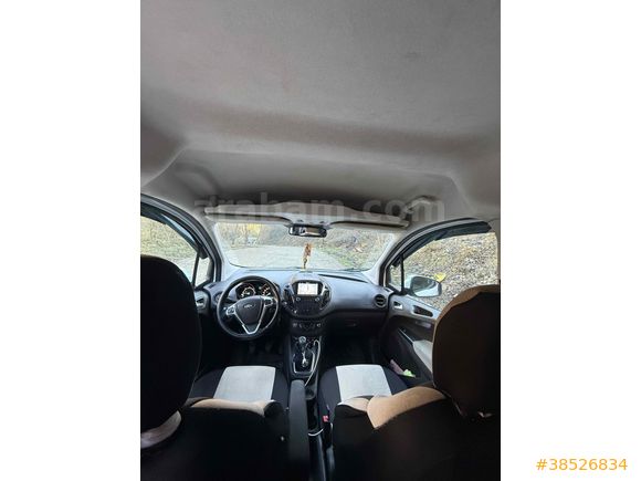 Sahibinden Ford Tourneo Courier 1.5 TDCi Titanium Plus 2020 Model 