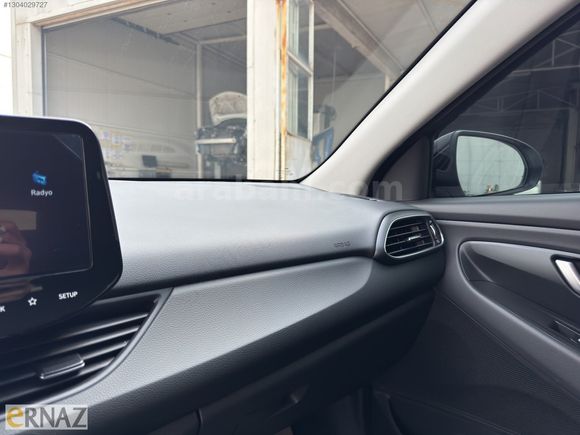 ERNAZ OTODAN 2025 HYUNDAİ i30 1.5 T-GDI Mhev Comfort DCT