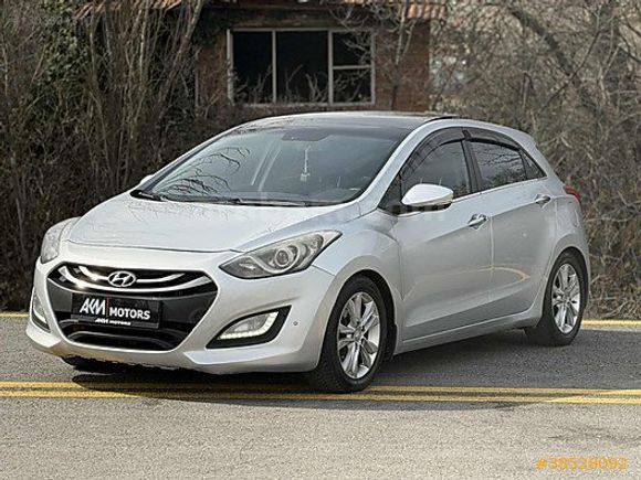 AKM MOTORS 2013 DEĞİŞENSİZ TRAMERSİZ CAM TAVAN K.AYNA FULL