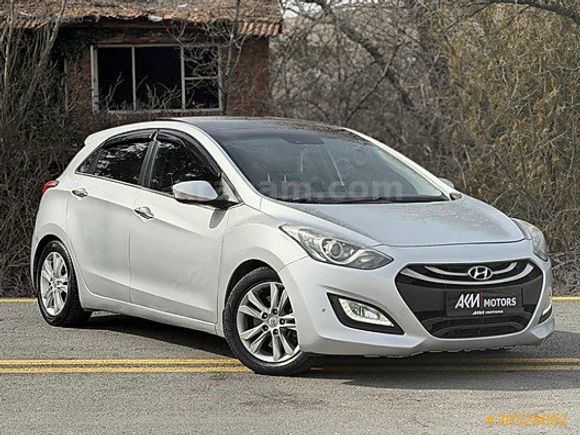 AKM MOTORS 2013 DEĞİŞENSİZ TRAMERSİZ CAM TAVAN K.AYNA FULL