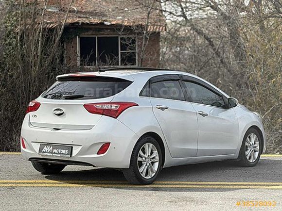 AKM MOTORS 2013 DEĞİŞENSİZ TRAMERSİZ CAM TAVAN K.AYNA FULL