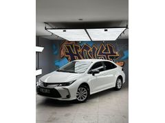 ACİLL!! SAHİBİNDEN HASARSIZ-TRAMERSİZ-GARANTİLİ TOYOTA COROLLA HYBRID 2025 MODEL -10 YIL GARANTİLİ!!