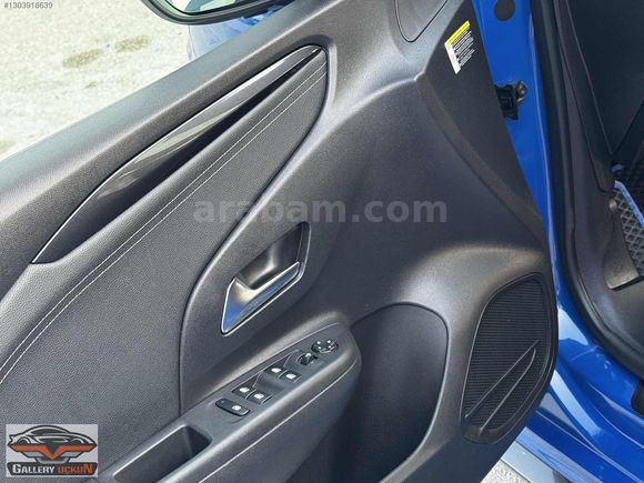 HATASIZ BOYASIZ ÇİFT RENK CAM TAVAN OTOMATİK EN DOLUSU CORSA