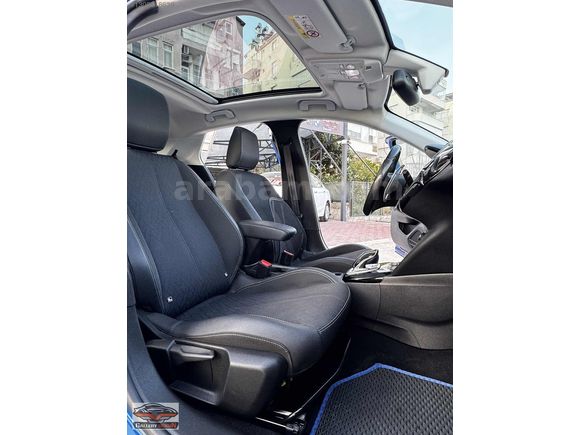 HATASIZ BOYASIZ ÇİFT RENK CAM TAVAN OTOMATİK EN DOLUSU CORSA