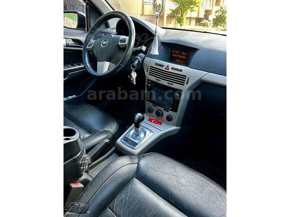 "ZOROĞLU" OTOMATİK ASTRA DERİ KOLTUK CAM TAVAN HATASIZ
