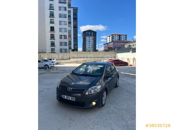 Sahibinden Toyota Auris 1.6 Comfort Extra 2010 Model 