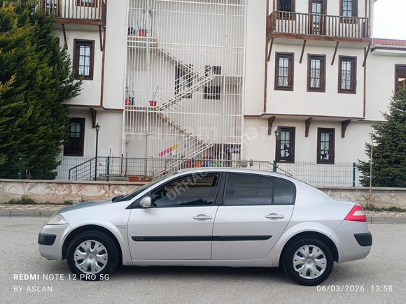2006 model megane sportway 16v
