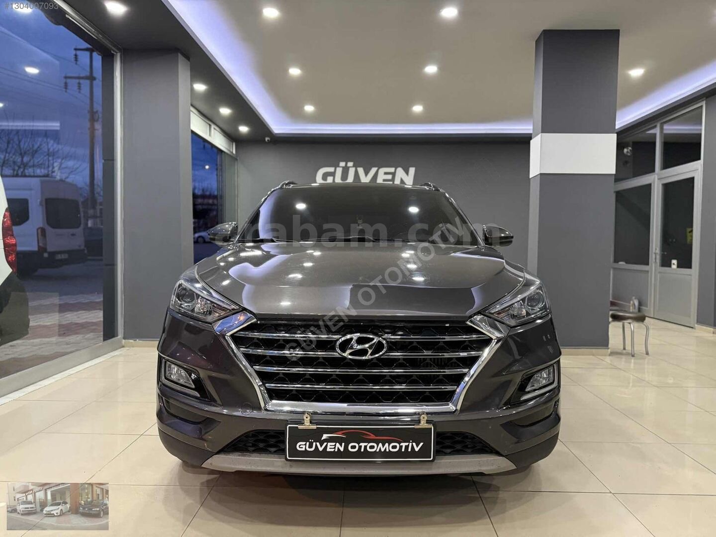 GÜVEN OTOMOTİVDEN TEMİZ VE BAKIMLI ELİTE TUCSON 4X2 1