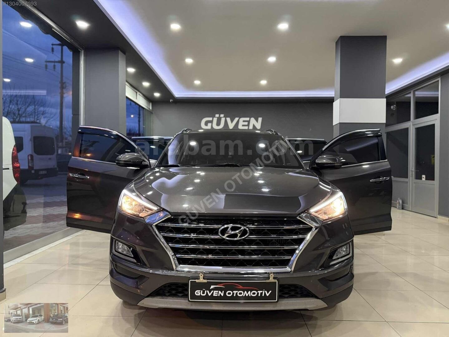 GÜVEN OTOMOTİVDEN TEMİZ VE BAKIMLI ELİTE TUCSON 4X2 2