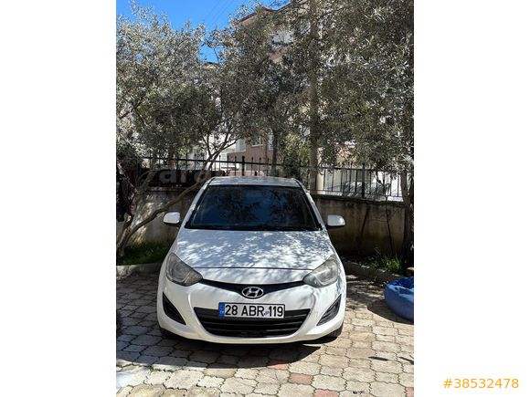 Sahibinden Hyundai i20 1.2 MPI Jump 2014 Model