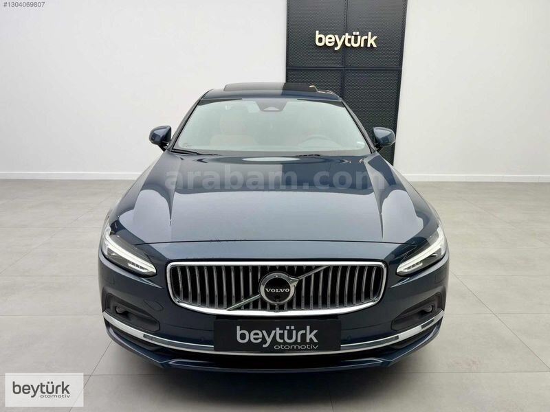 Galeriden Volvo S90 2.0 D B5 Plus Bright 2023 Model İzmir 110.000 km Mavi