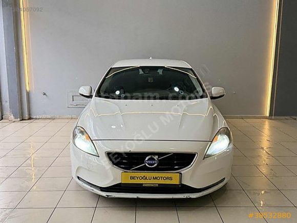 BEYOĞLU MOTORS'DAN HATASIZ VOLVO V40 1.6 D ADVANCE