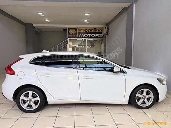 BEYOĞLU MOTORS'DAN HATASIZ VOLVO V40 1.6 D ADVANCE