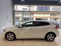 BEYOĞLU MOTORS'DAN HATASIZ VOLVO V40 1.6 D ADVANCE