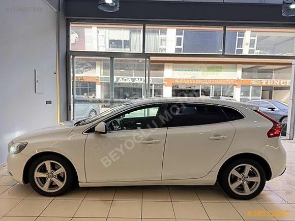 BEYOĞLU MOTORS'DAN HATASIZ VOLVO V40 1.6 D ADVANCE