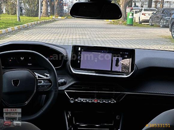 BARAN OTOMOTİV DEN 2025 PEUGEOT 2008 CAM TAVAN 1.2 PURE TECH